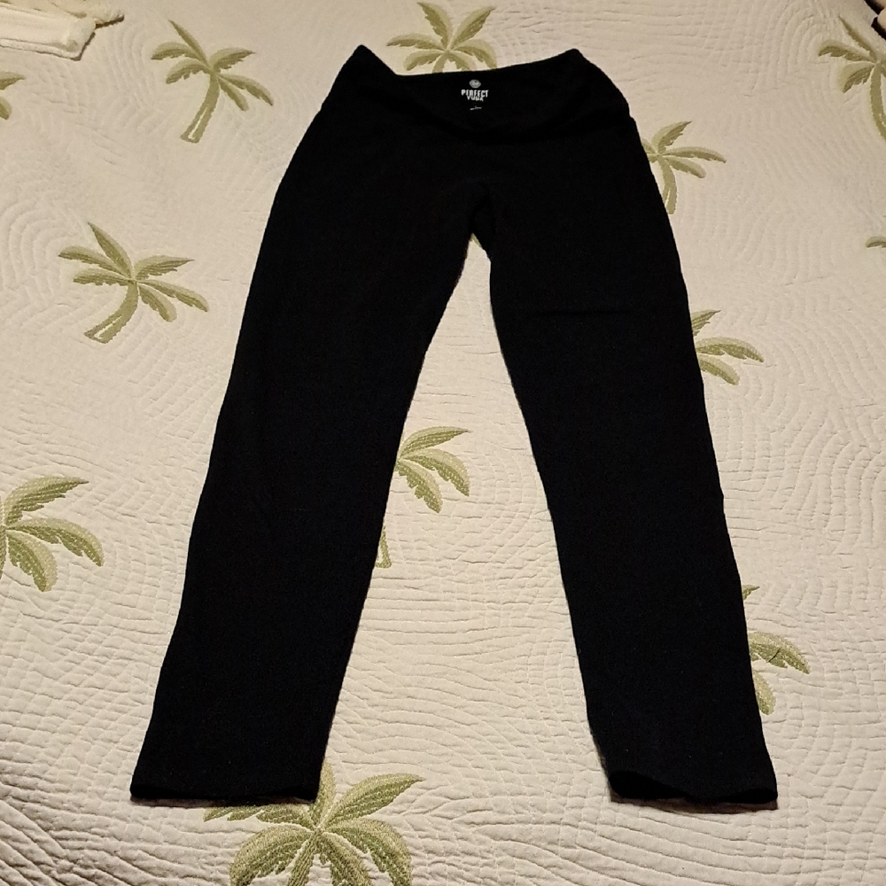 NWOT Classic Black Women's Leggings